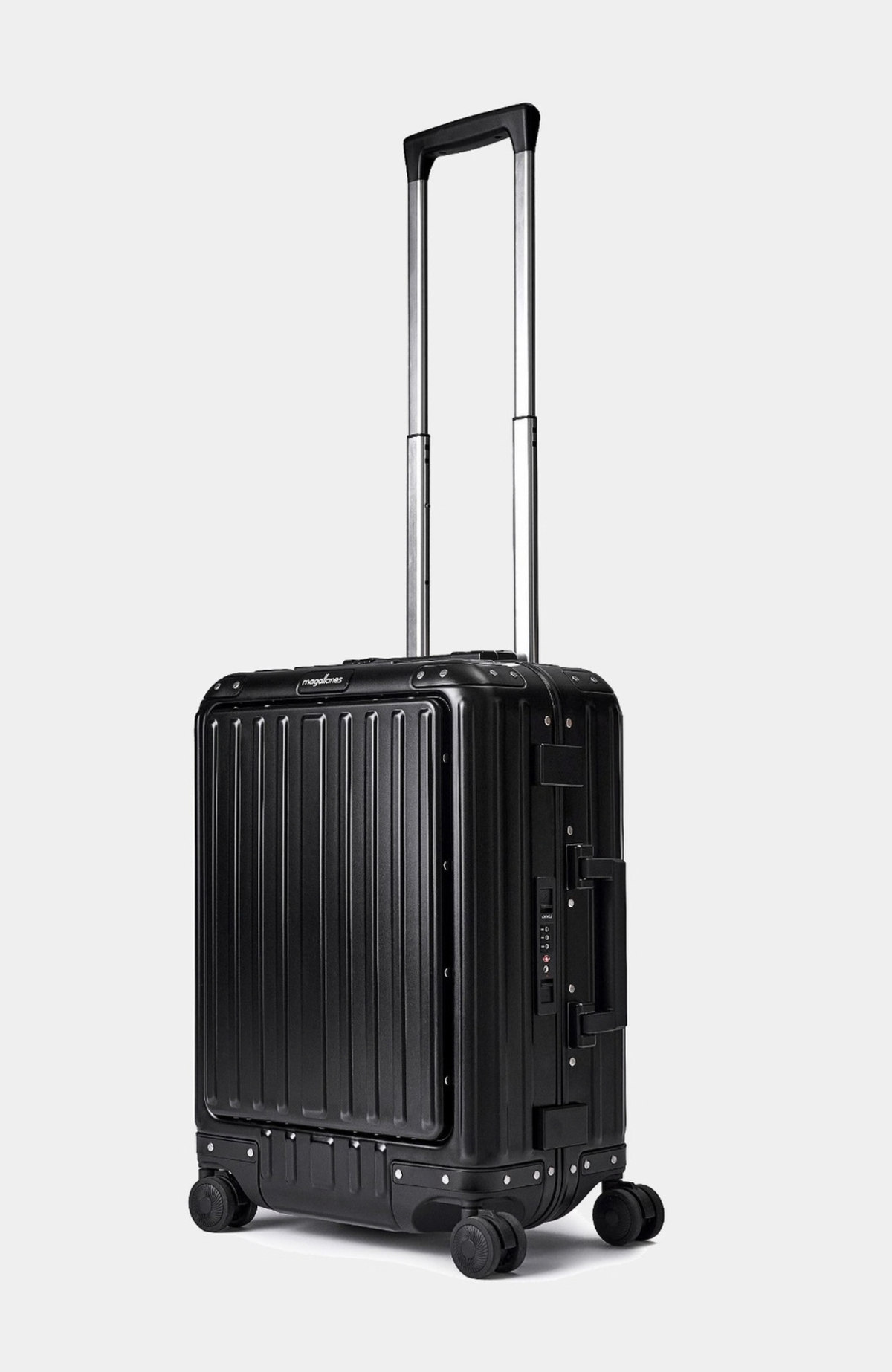 Magallanes 20" Aluminum Carry-On — Black